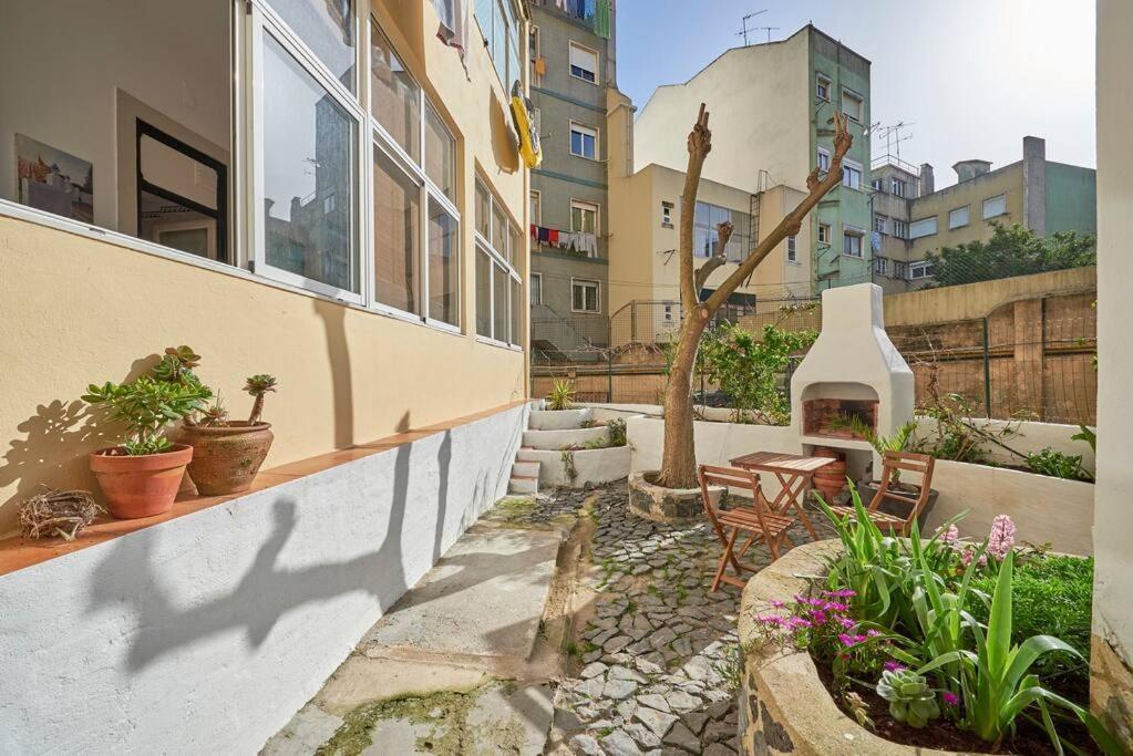Downtown Garden House Apartment Lisbon Exterior photo