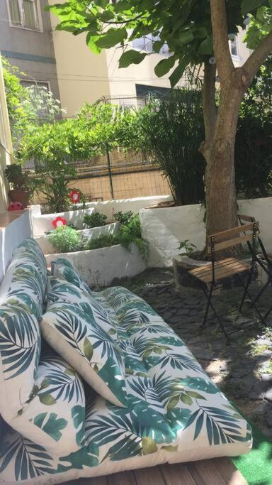 Downtown Garden House Apartment Lisbon Exterior photo